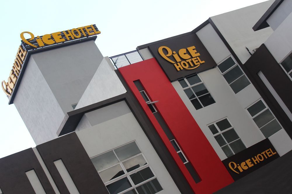 Pice Hotel Bukit Mertajam Exterior photo